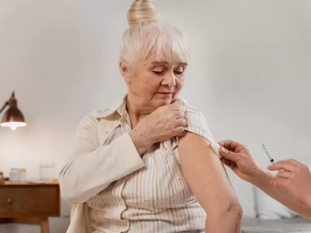 menopoz-doneminde-yapilan-hormon-testleri